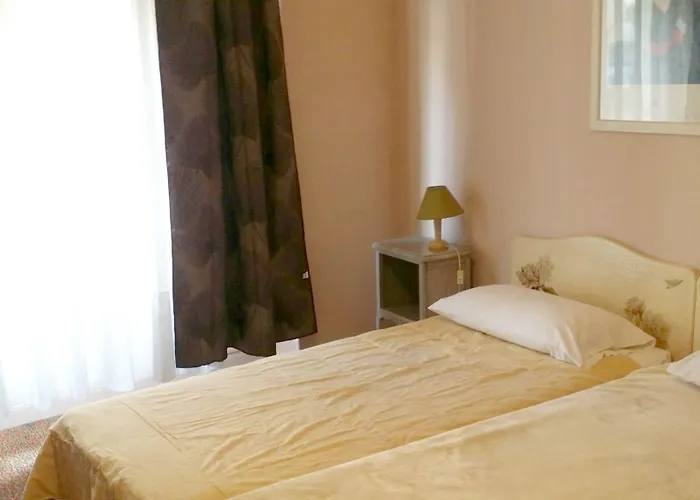 De La Buffa Hotel 2*