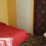 Ξενοδοχείο De La Buffa 2*