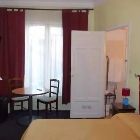 De La Buffa 2* 니스